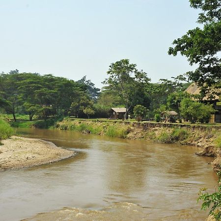 Bullbush River Camp Kihihi ภายนอก รูปภาพ