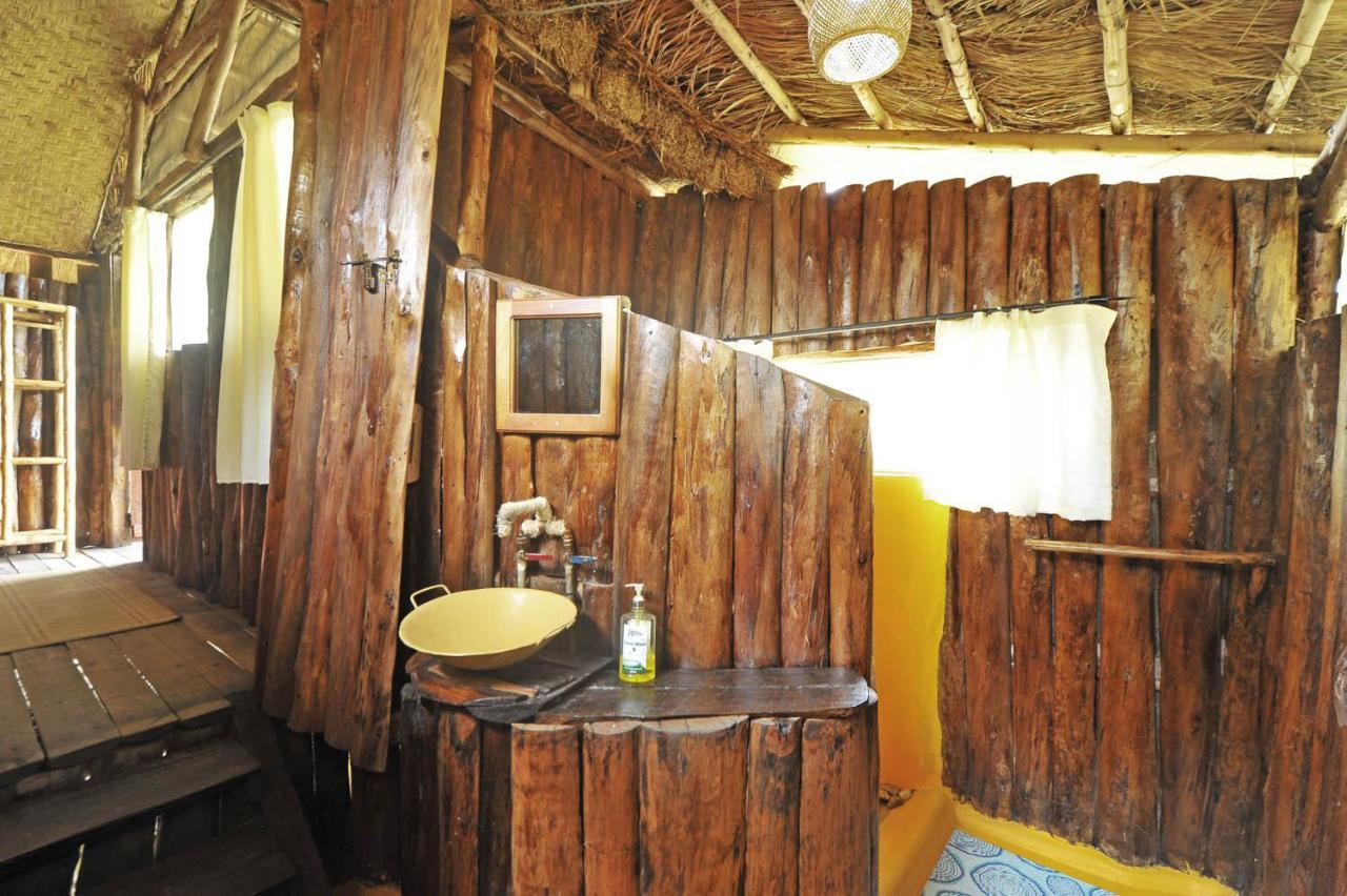Bullbush River Camp Kihihi ภายนอก รูปภาพ