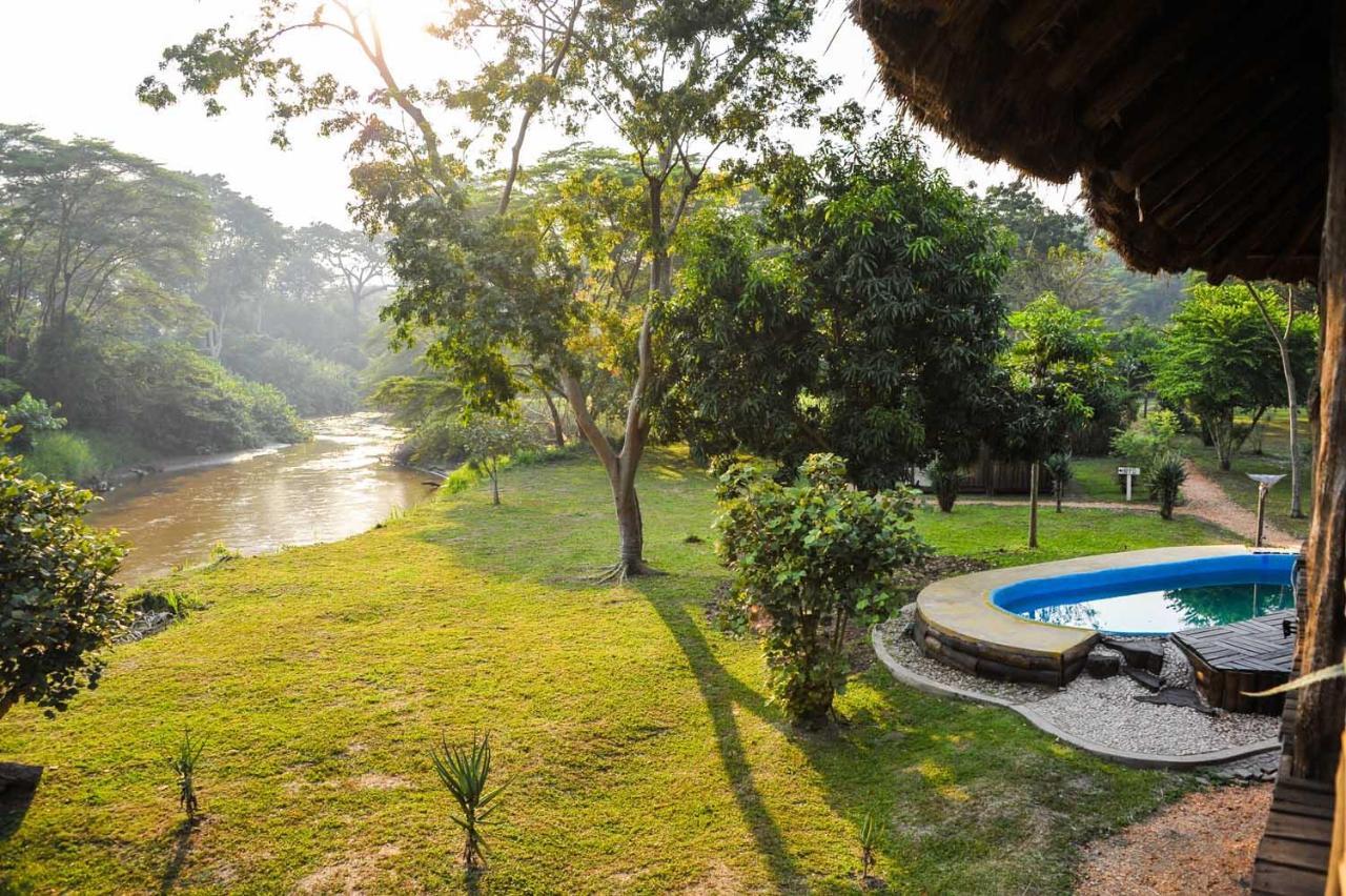 Bullbush River Camp Kihihi ภายนอก รูปภาพ