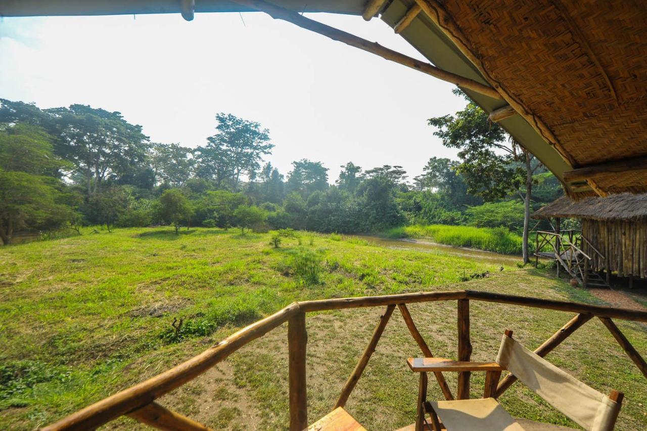 Bullbush River Camp Kihihi ภายนอก รูปภาพ