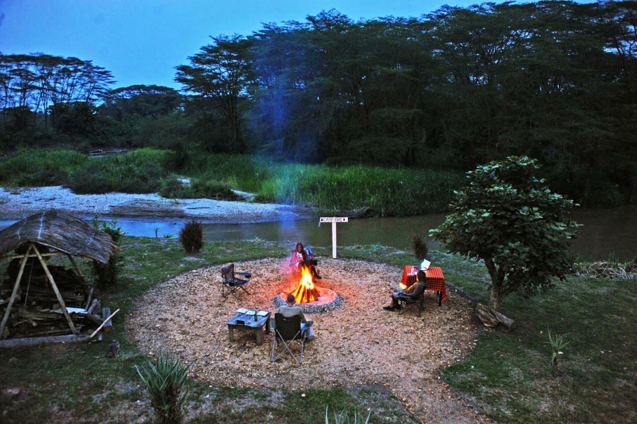 Bullbush River Camp Kihihi ภายนอก รูปภาพ